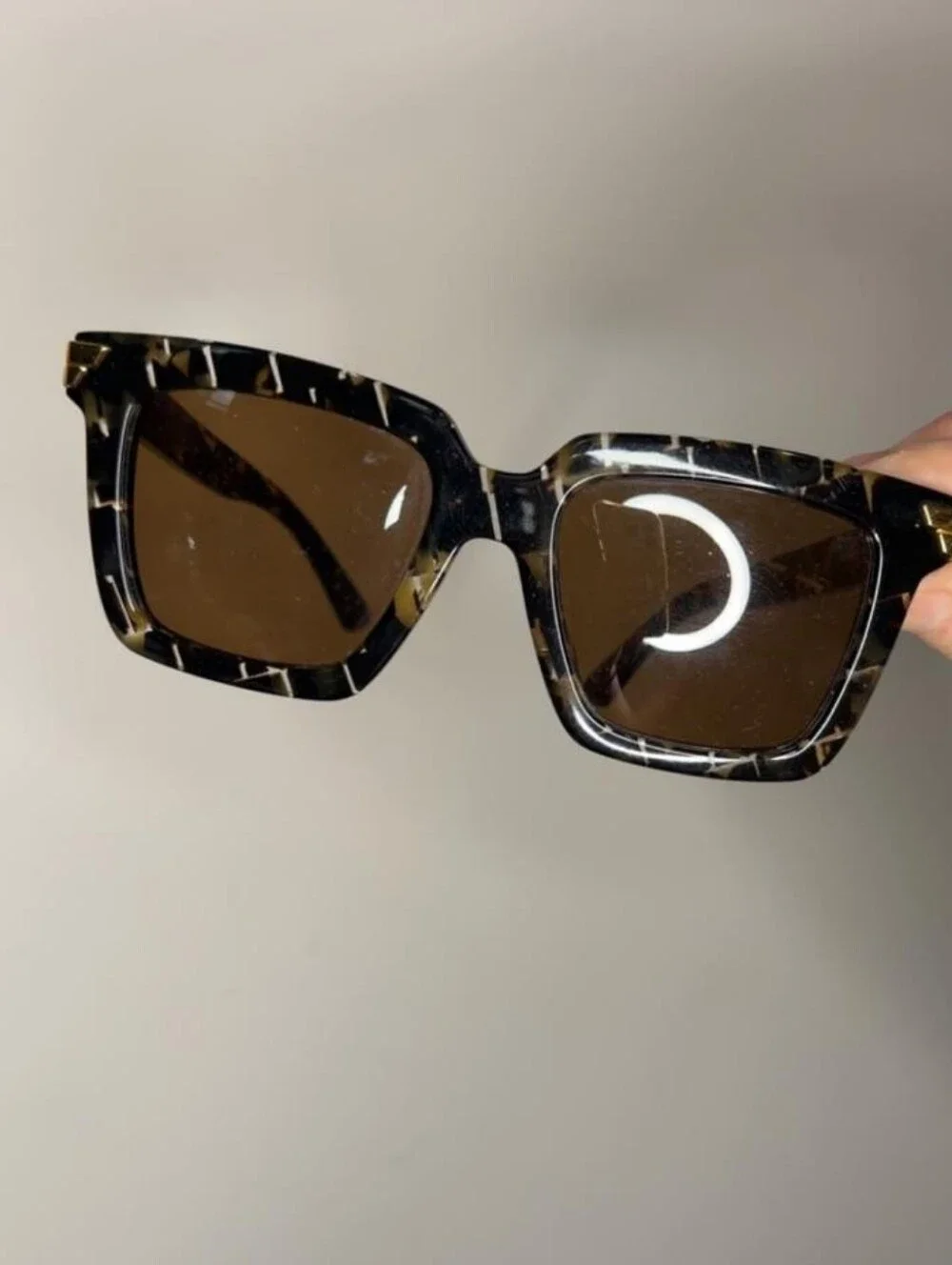 Bottega Veneta Black Tortoiseshell Square Sunglasses with Brown Lenses